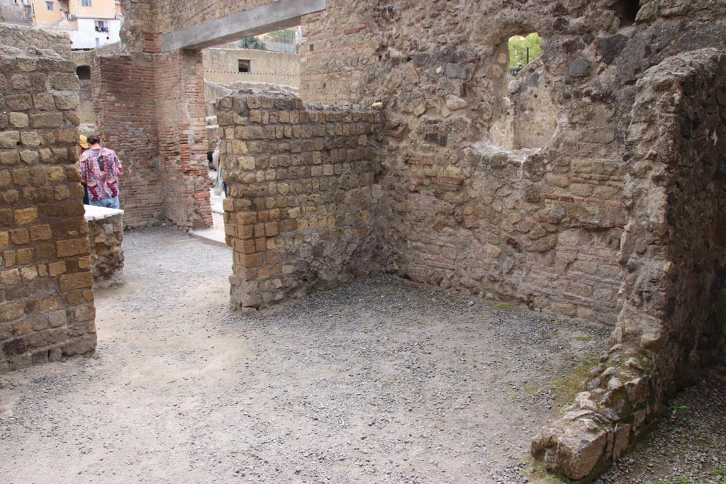 II.6/7 Herculaneum, May 2024.
Looking north-east across first rear room, into bar-room and entrance at II.6. Photo courtesy of Klaus Heese.